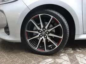 Toyota Yaris (2024) thumbnail 4