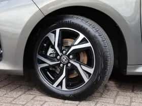 Toyota Yaris (2025) thumbnail 3