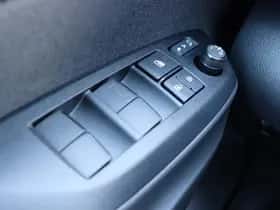 Toyota Yaris Cross (2025) thumbnail 21