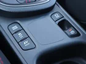 Toyota Yaris Cross (2025) thumbnail 33