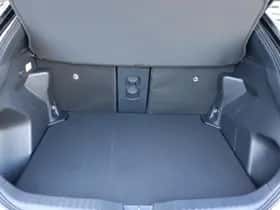 Toyota Yaris Cross (2025) thumbnail 36