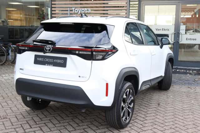 Toyota Yaris Cross (2026) thumbnail 4