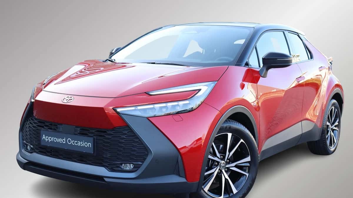 Toyota C-HR (2025) — foto 1