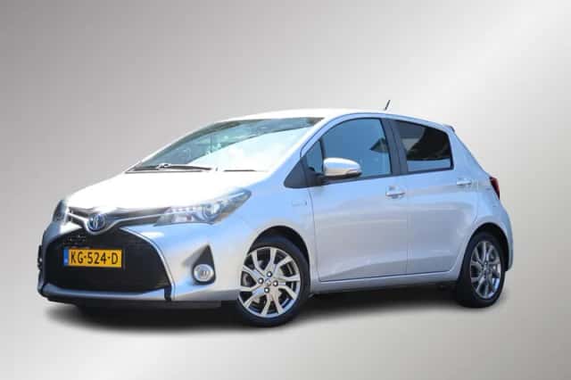 Toyota Yaris (2016) thumbnail 1