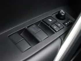 Toyota Corolla (2025) thumbnail 17