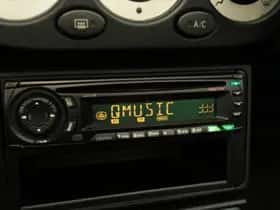 Toyota MR2 (2002) thumbnail 19