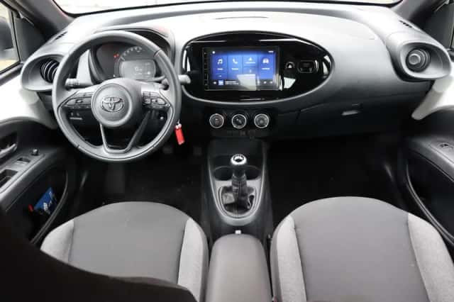 Toyota Aygo X (2025) thumbnail 4