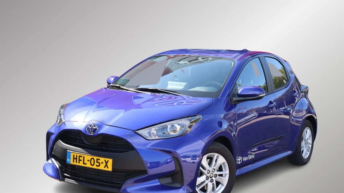 Toyota Yaris (2025) — foto 1