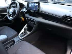 Toyota Yaris (2025) thumbnail 15