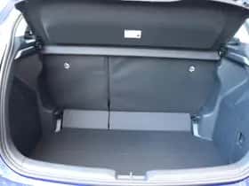 Toyota Yaris (2025) thumbnail 16