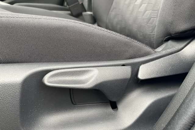 Toyota Yaris (2025) thumbnail 6