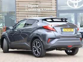 Toyota C-HR (2019) thumbnail 8