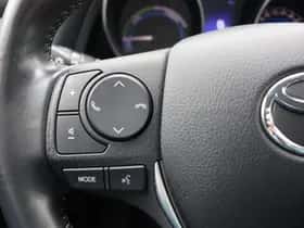 Toyota Auris (2018) thumbnail 19
