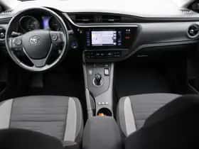 Toyota Auris (2018) thumbnail 32