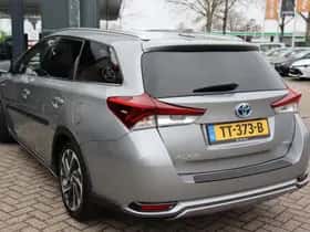 Toyota Auris (2018) thumbnail 8