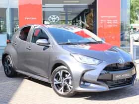 Toyota Yaris (2025) thumbnail 2
