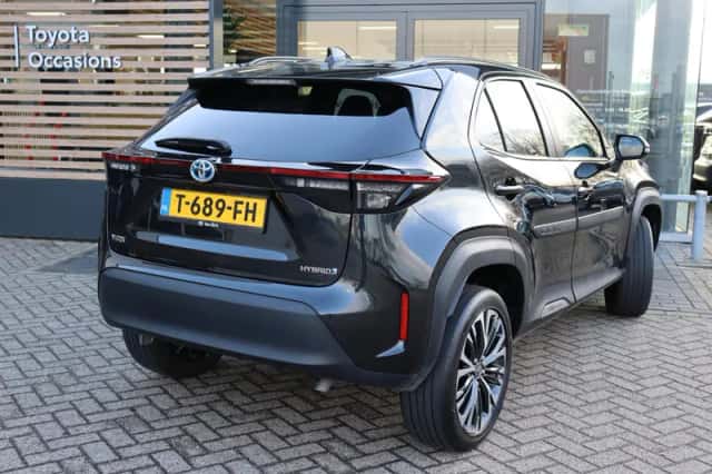 Toyota Yaris Cross (2023) thumbnail 2