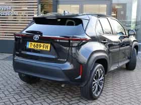 Toyota Yaris Cross (2023) thumbnail 2