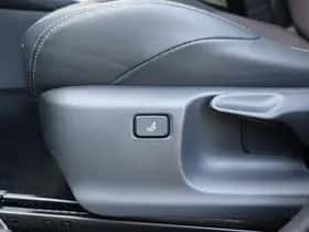 Toyota Yaris Cross (2023) thumbnail 17