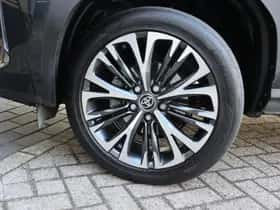 Toyota Yaris Cross (2023) thumbnail 3