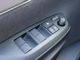 Toyota Yaris Cross (2023) thumbnail 25