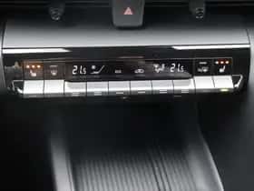 Toyota C-HR (2026) thumbnail 18