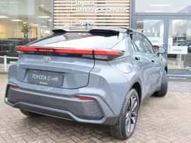 Toyota C-HR (2026) thumbnail 4