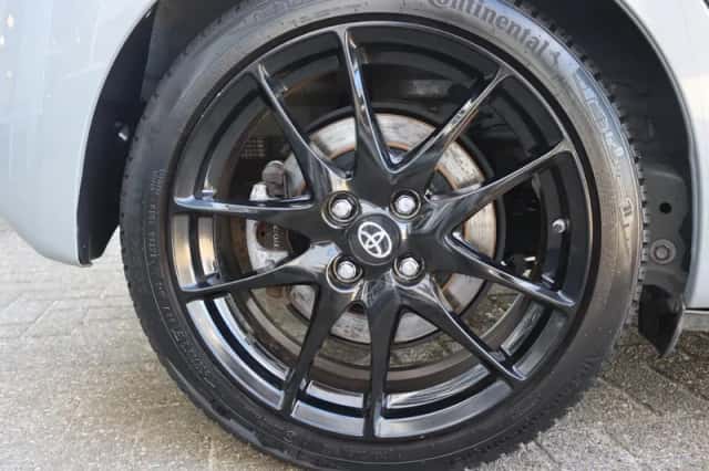 Toyota Yaris (2019) thumbnail 4