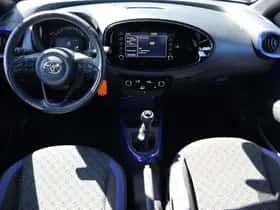 Toyota Aygo X (2023) thumbnail 3