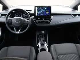 Toyota Corolla (2025) thumbnail 3