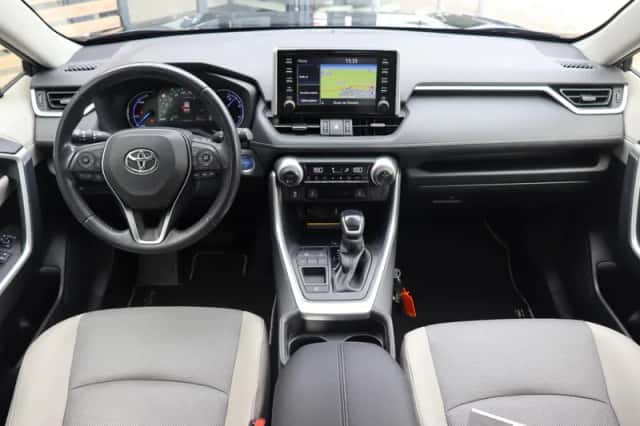 Toyota RAV4 (2020) thumbnail 4