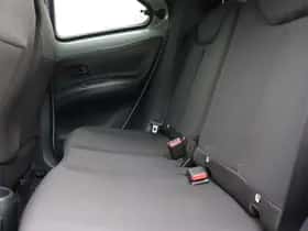 Toyota Aygo X (2024) thumbnail 25