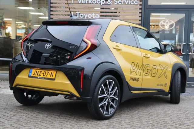 Toyota Aygo X (2025) thumbnail 3