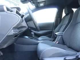 Toyota Corolla (2020) thumbnail 4