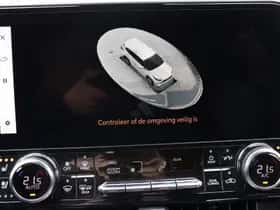 Toyota Highlander (2024) thumbnail 8