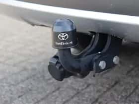 Toyota RAV4 (2017) thumbnail 15