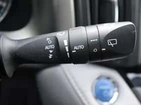 Toyota RAV4 (2017) thumbnail 28