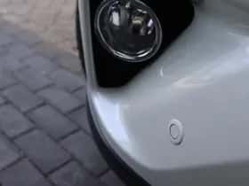 Toyota RAV4 (2017) thumbnail 35