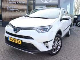 Toyota RAV4 (2017) thumbnail 10