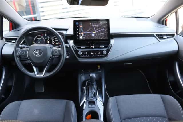 Toyota Corolla (2023) thumbnail 4