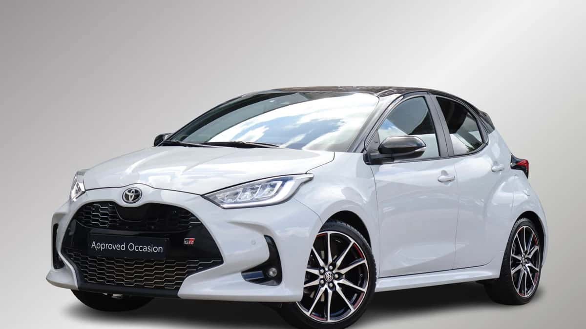 Toyota Yaris (2022) — foto 1