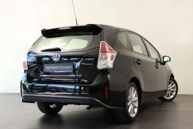 Toyota Prius (2020) thumbnail 2