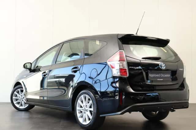 Toyota Prius (2020) thumbnail 4