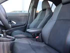 Toyota Yaris Cross (2025) thumbnail 3