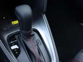Toyota Yaris Cross (2025) thumbnail 25