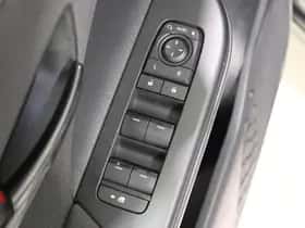 Toyota C-HR (2024) thumbnail 22
