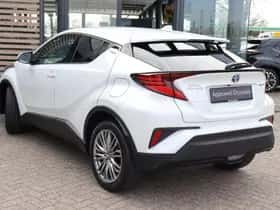 Toyota C-HR (2023) thumbnail 11