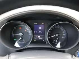 Toyota C-HR (2023) thumbnail 16