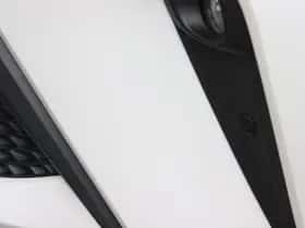 Toyota C-HR (2023) thumbnail 27