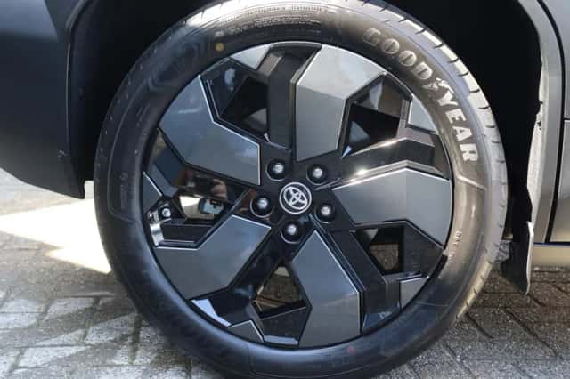 Toyota Urban Cruiser (2026) thumbnail 3